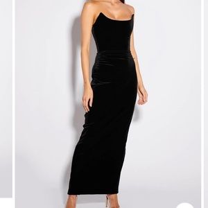 KOI GOWN - BLACK VELVET